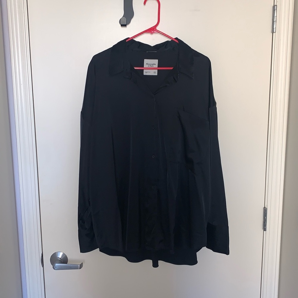 Abercrombie & Fitch women’s top